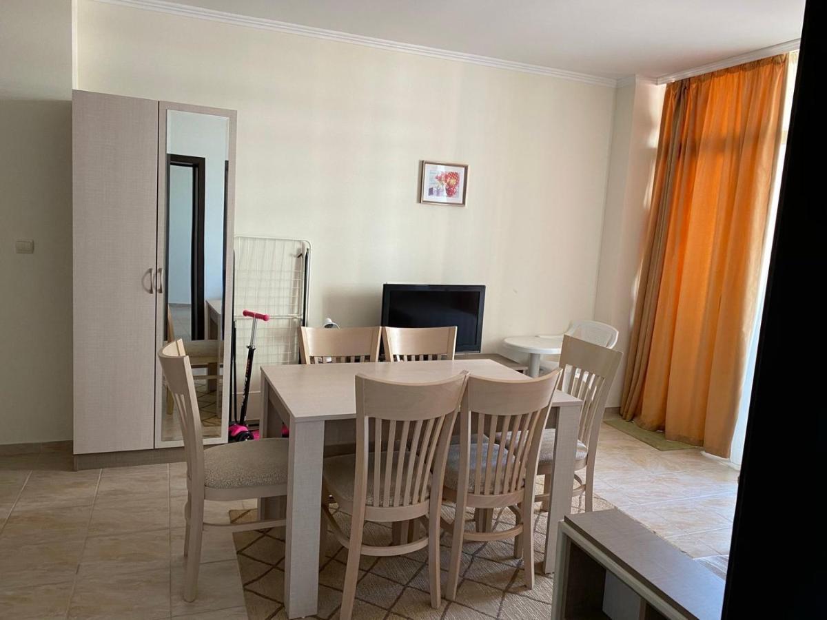 Andalusia Apartments เอเลนีเต ภายนอก รูปภาพ
