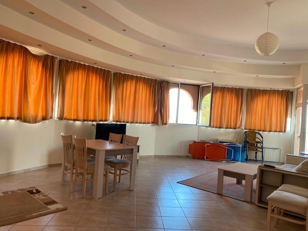 Andalusia Apartments เอเลนีเต ภายนอก รูปภาพ