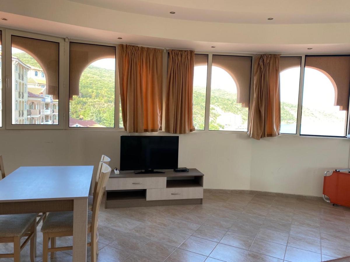 Andalusia Apartments เอเลนีเต ภายนอก รูปภาพ