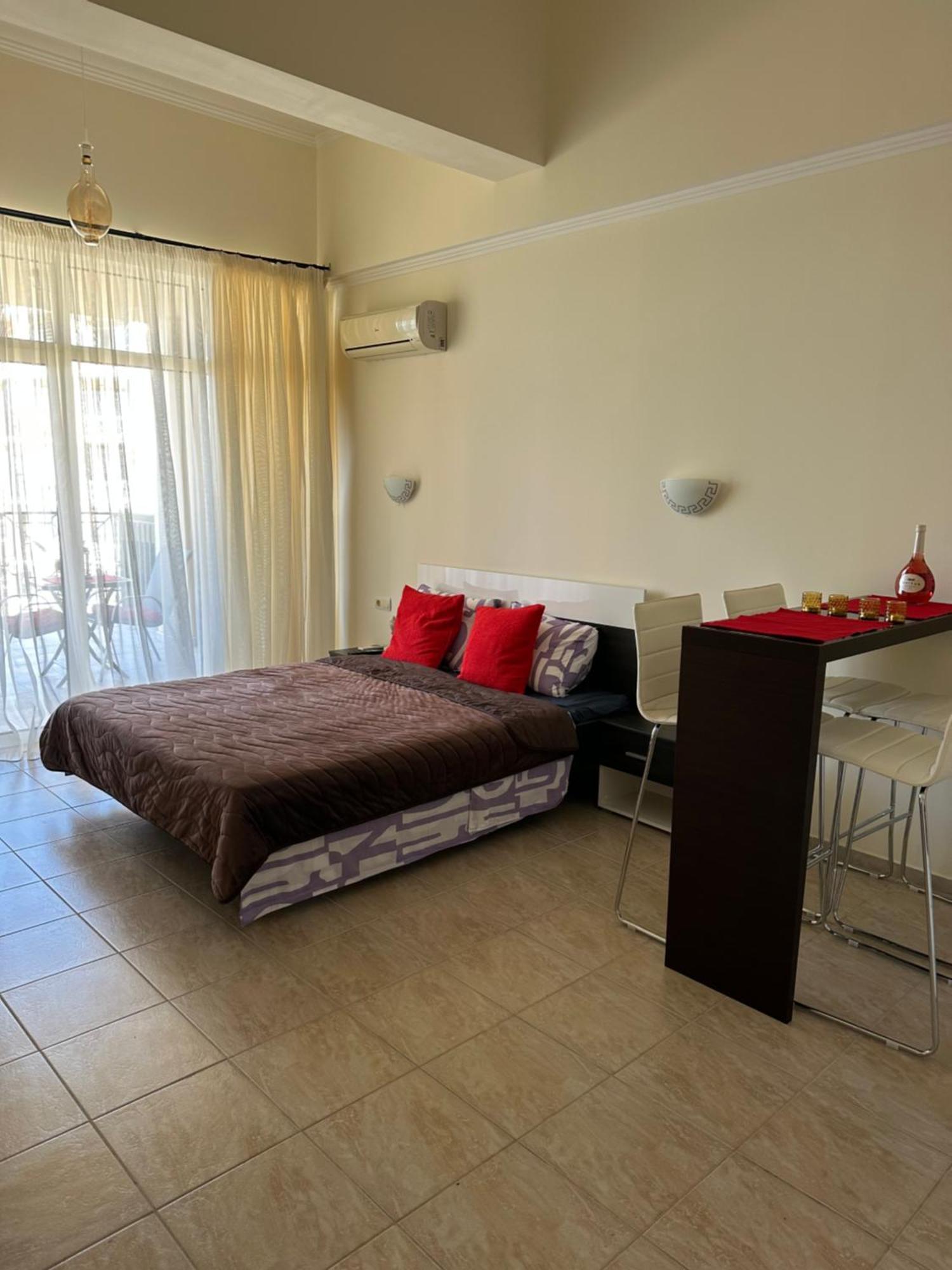 Andalusia Apartments เอเลนีเต ภายนอก รูปภาพ