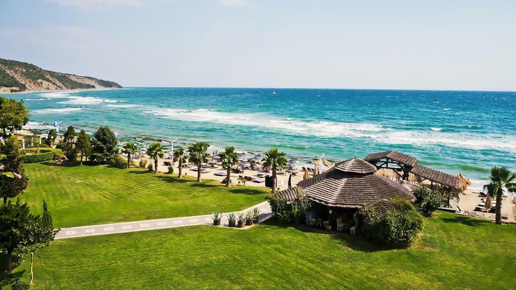 Andalusia Apartments เอเลนีเต ภายนอก รูปภาพ