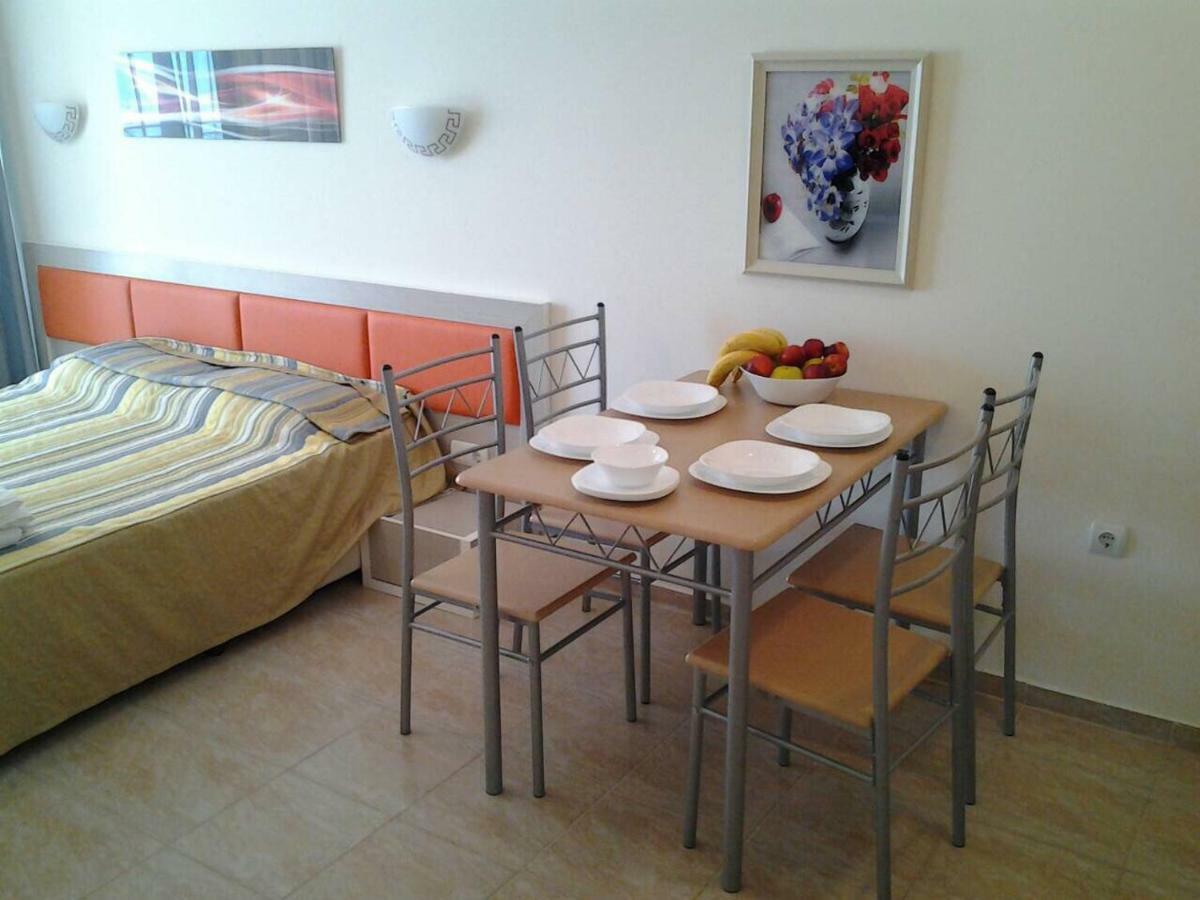 Andalusia Apartments เอเลนีเต ภายนอก รูปภาพ